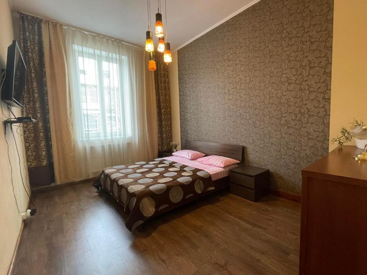 Крехівська 5,Апартаменти В Центрі, Дві Спальні 利沃夫 外观 照片